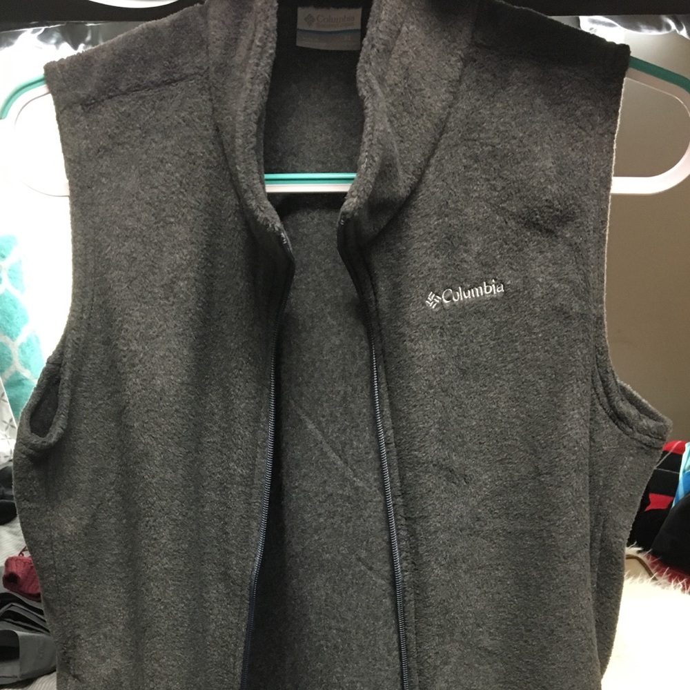 Columbia vest